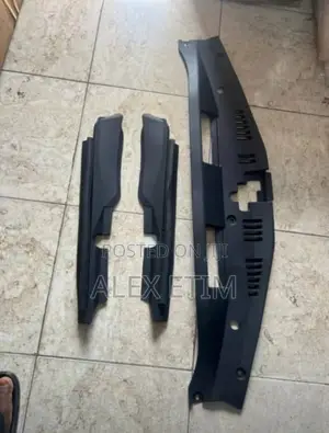 Complete Radiator Plastic Camry 2018 Available as Seen