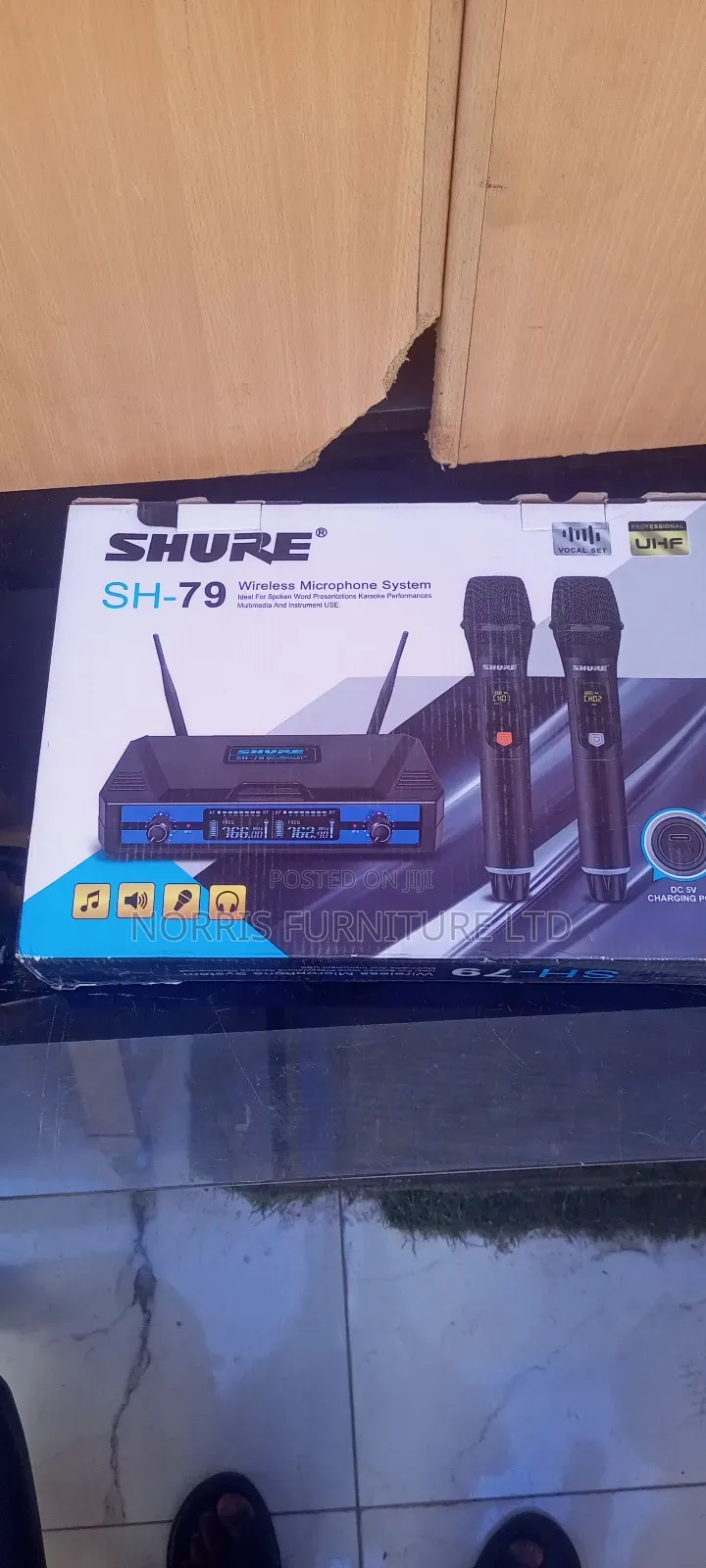 SHURE Wireless Mic