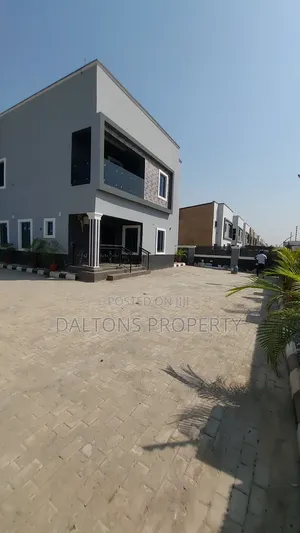 Furnished 5bdrm Duplex in Spotlight  Residence, Lugbe District for sale