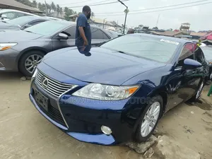 Lexus ES 350 FWD 2014 Blue