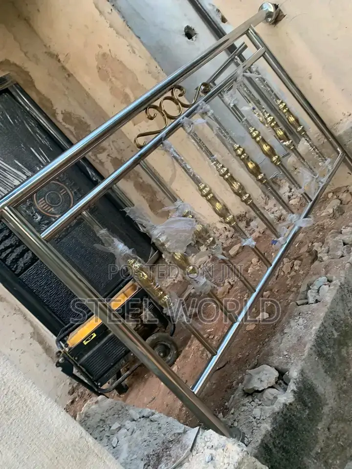 Elementary Handrail Design
