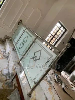 Paramount Glass Design