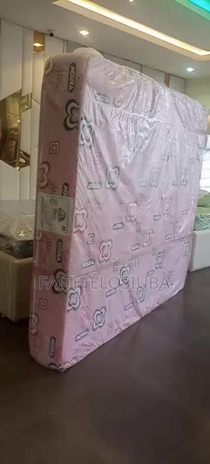 Mouka Flora 6 by 6 by 10inches King's Size Comfort Mattress