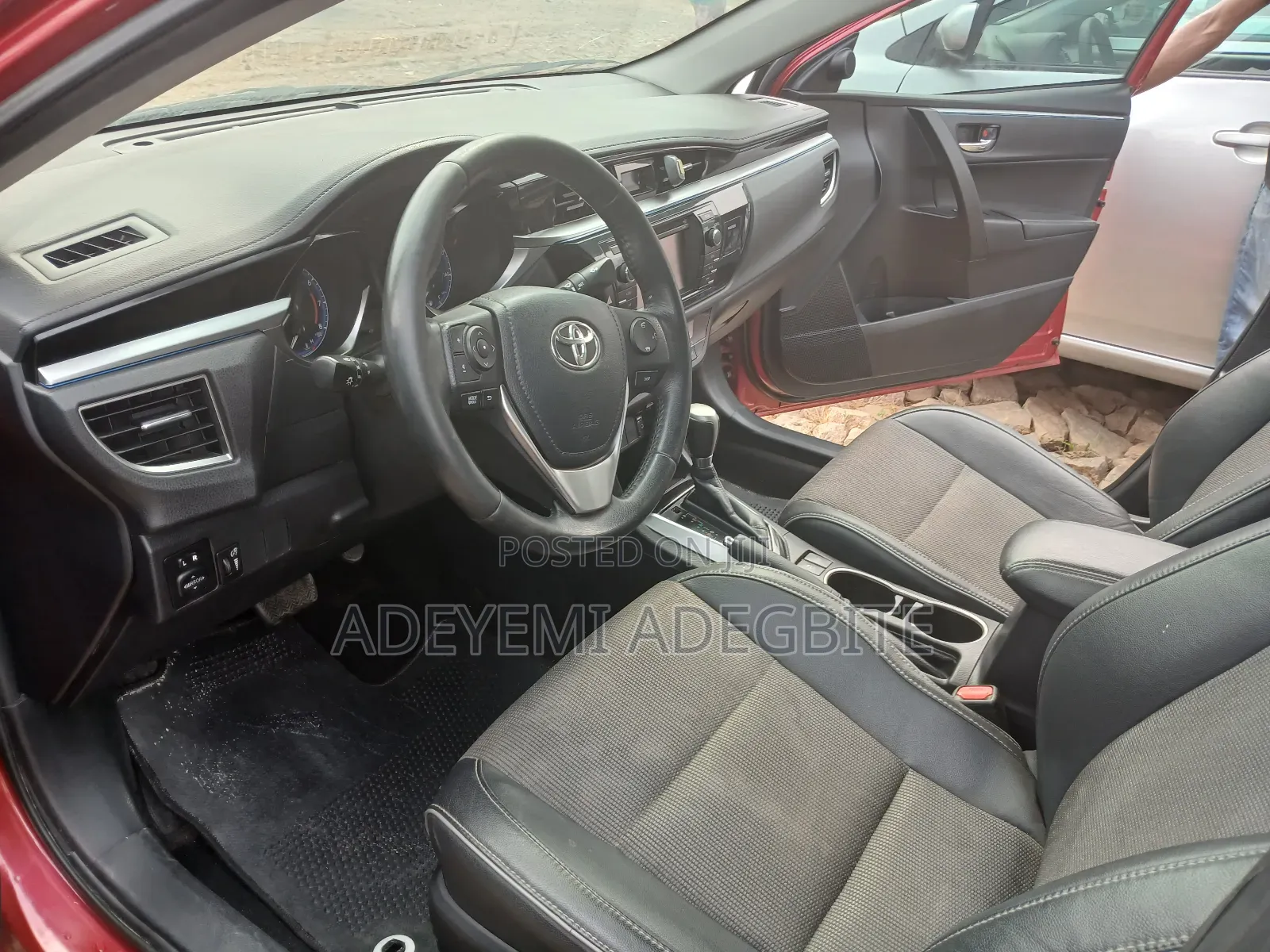 Toyota Corolla 2014 Red