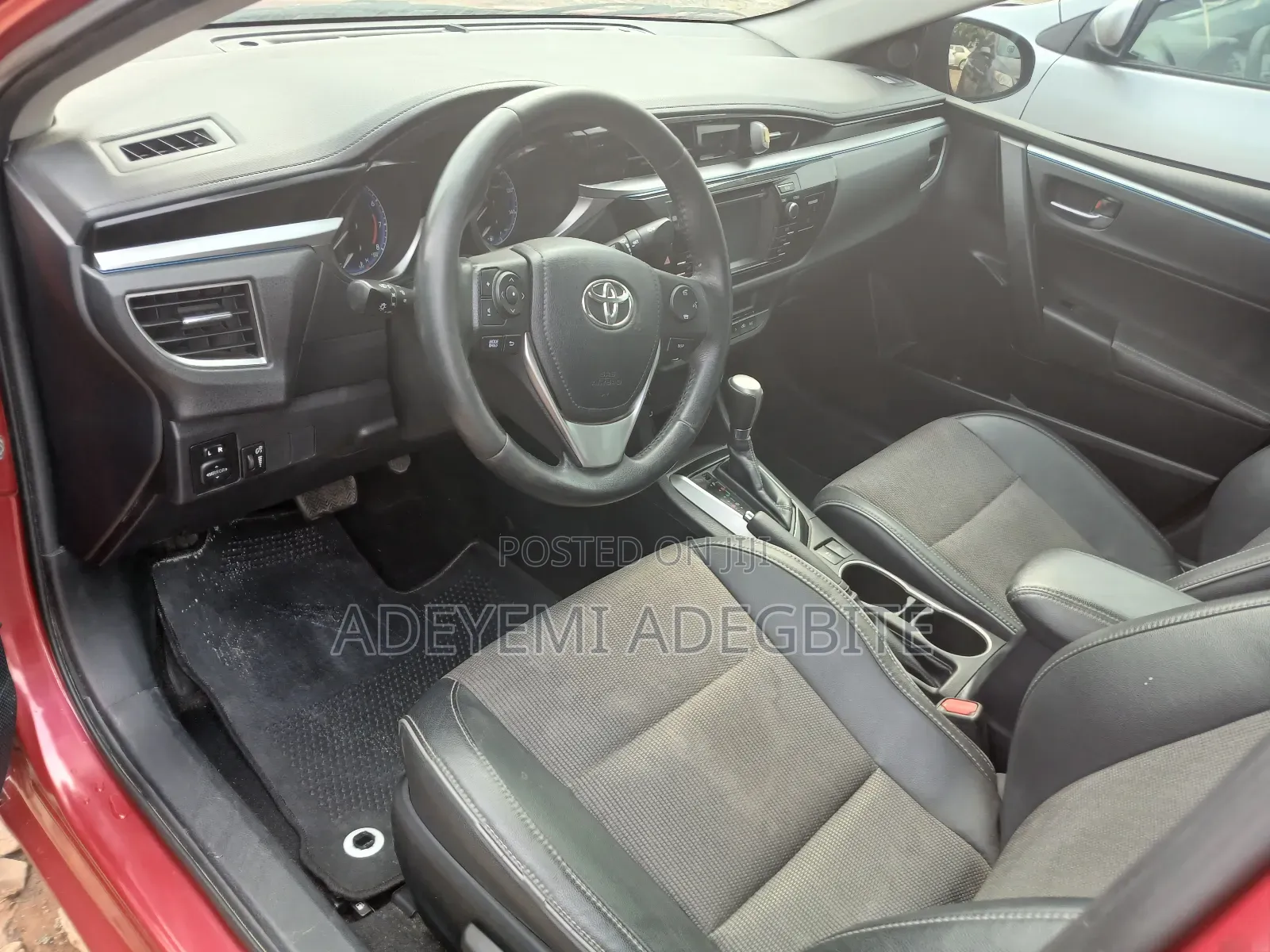 Toyota Corolla 2014 Red