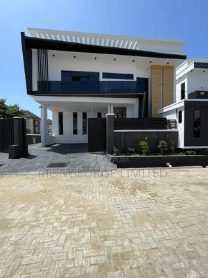 5bdrm Duplex in Osapa london for sale