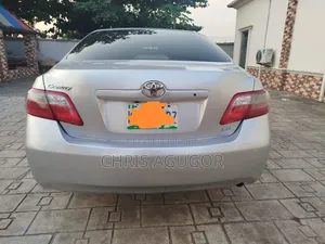 Photo - Toyota Camry 2008 Silver