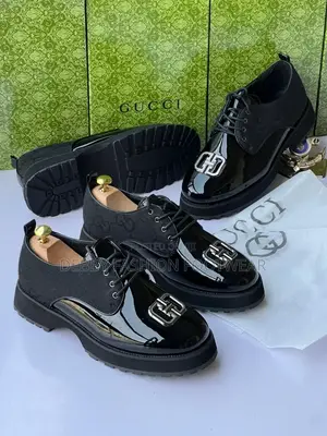 Confirm Designer Gucci Shoe