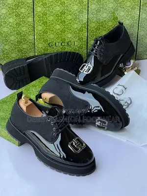 Confirm Designer Gucci Shoe