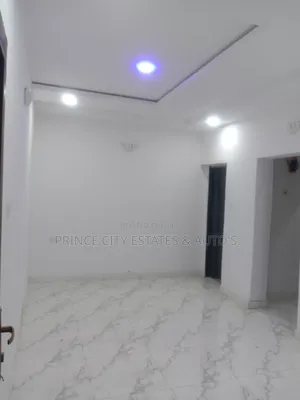 Photo - 1bdrm Block of Flats in Off Century,Ago for rent