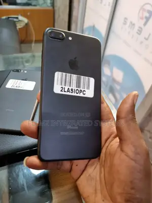 Apple iPhone 7 Plus 128 GB Black