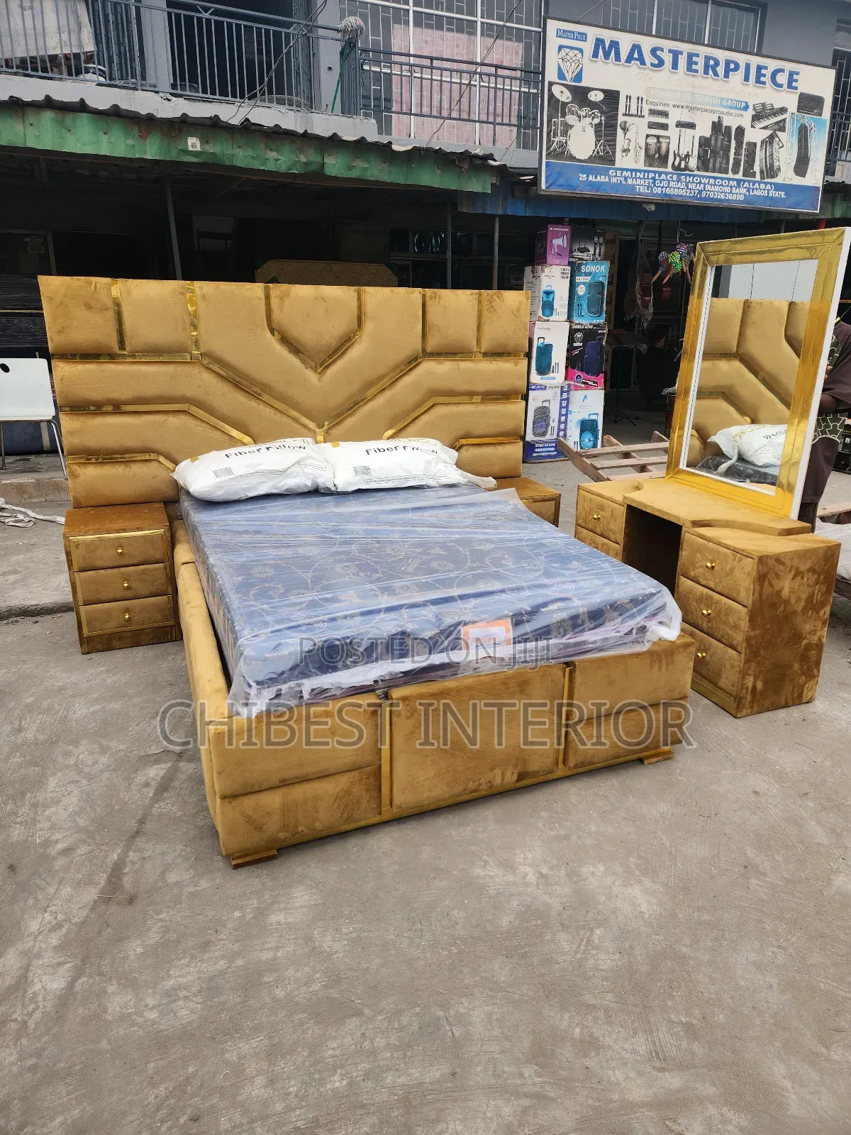 High Quality Four and Half by 6 Bed Set
