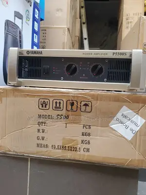 Yamaha Amplifier P5500S