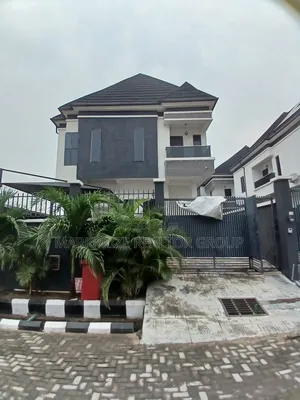 4bdrm Duplex in Chevron Lagos for sale