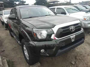 Toyota Tacoma 2014 Gray