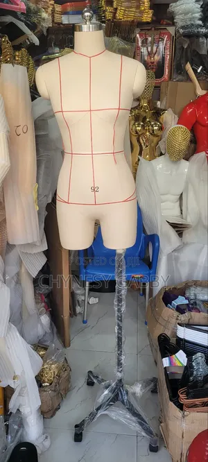 Fully Pineapple Female Body Forms Mannequins
