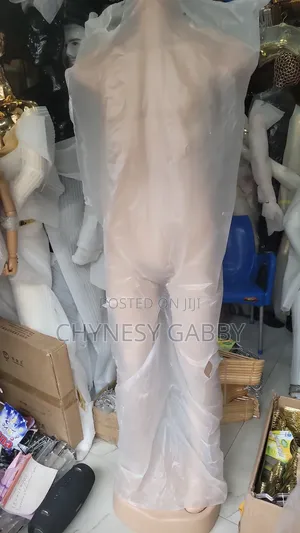 Armless Male Mannequin