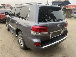 Lexus LX 570 AWD 2015 Gray