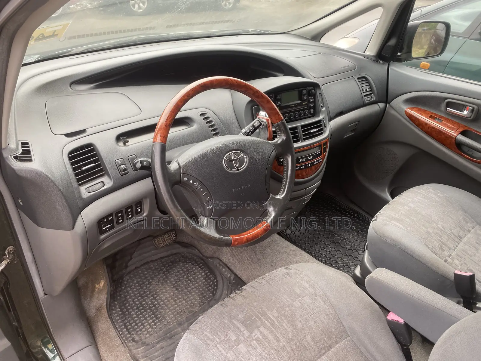 Toyota Previa Automatic 2002 Green