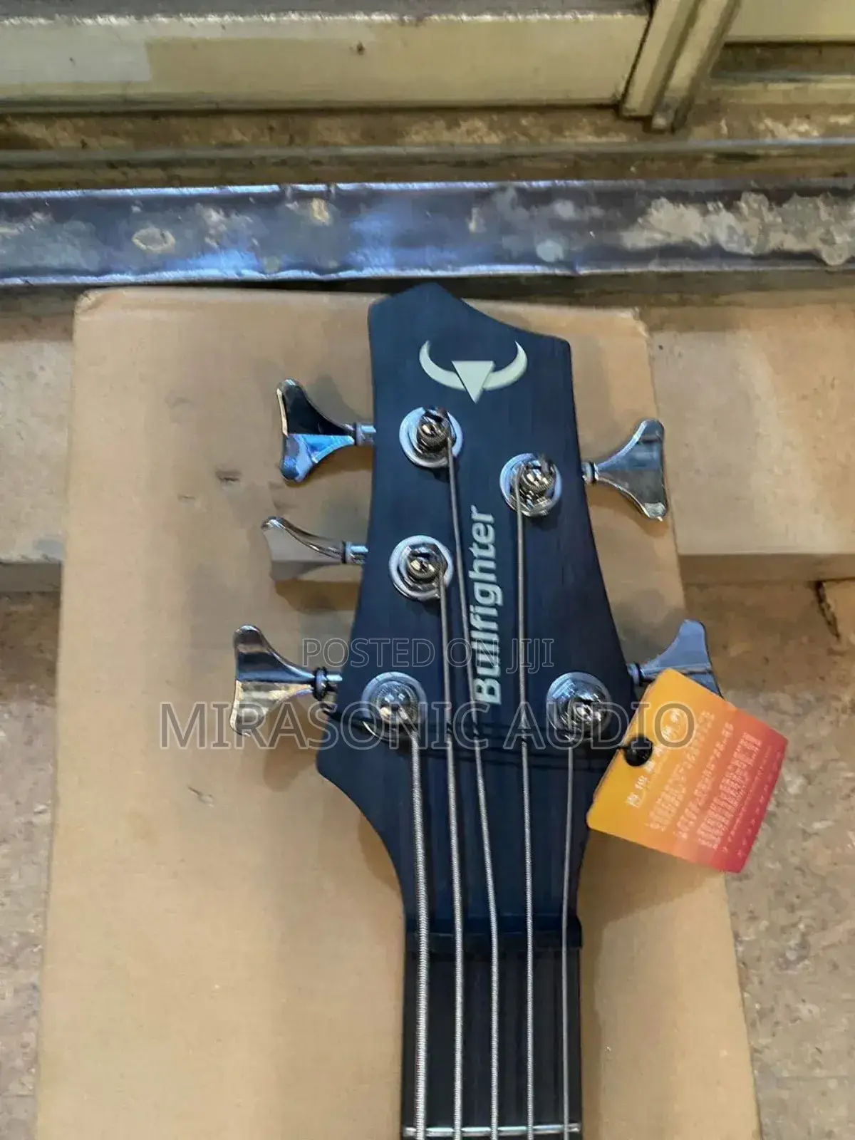 Bullfighter Active 5 Strings Bass Guitar