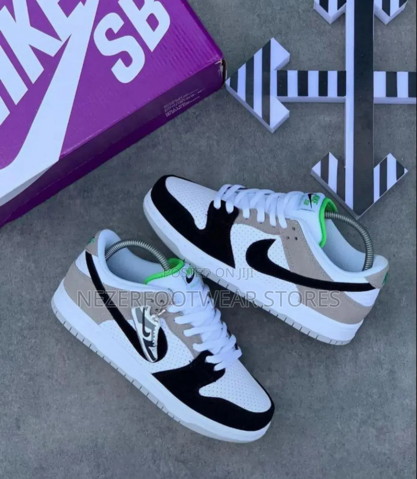 Best Quality Nike Dunk Shoe. 'Tm'