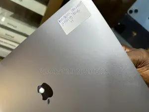 Laptop Apple MacBook Pro 2020 8GB Intel Core i5 SSD 256GB