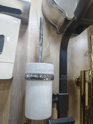 Ceramic Base Toilet Brush