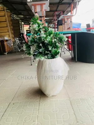 Quality Fibre Flower Vase