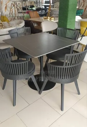 Dining/Restaurant Table With 4 Chairs