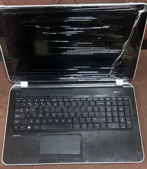 Laptop HP Pavilion 17 8GB AMD SSD 128GB