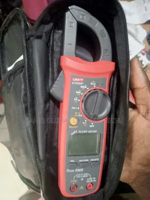 Uni-T UT202A+ Clamp Meter