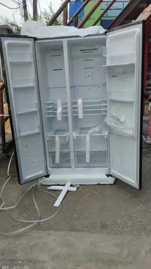 Hisense 529 L Inverter Fridge & Freezing( Mirror ) Dispenser