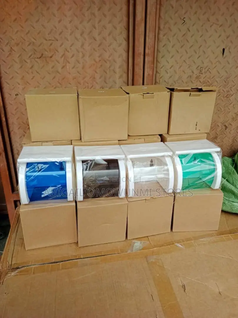 Wall Tissue Holder