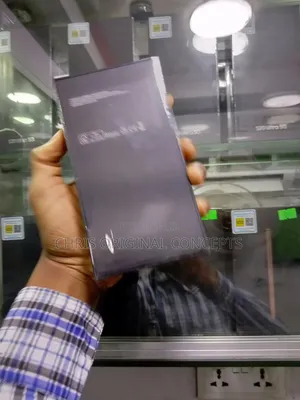 New Samsung Galaxy S21+ 5G 128 GB Silver