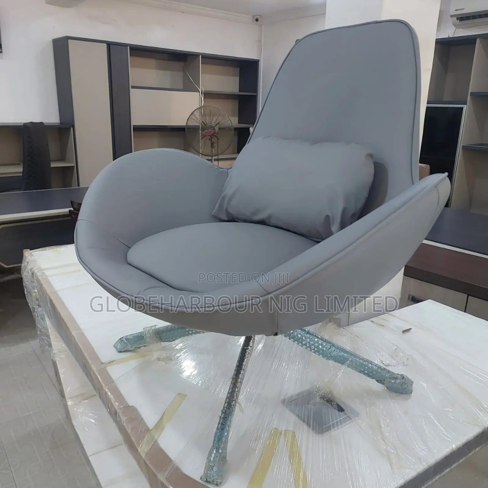 Luxurious Royal Counch
