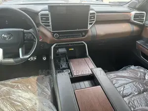 Toyota Tundra Limited 2022 Gray