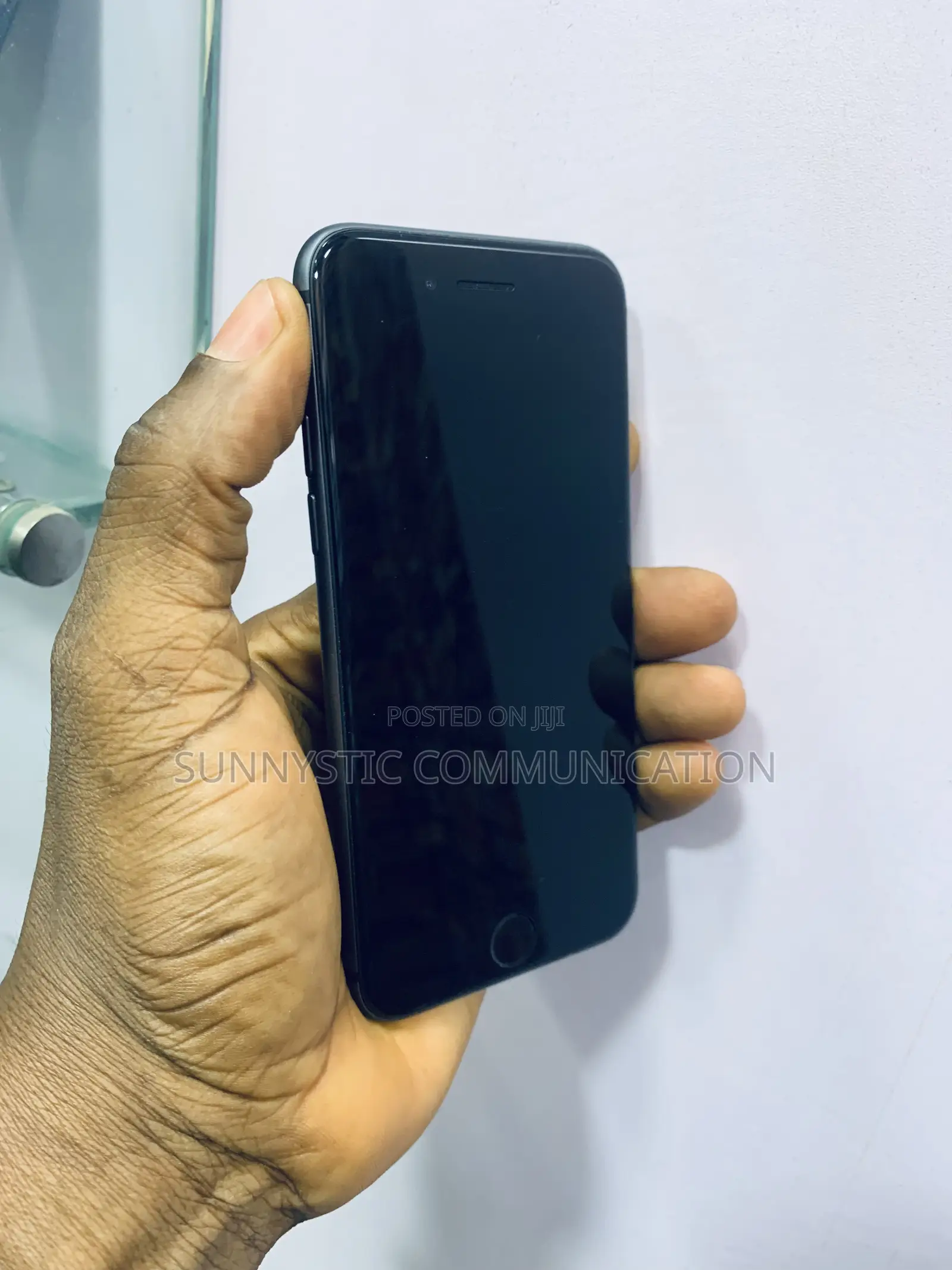 Apple iPhone 8 64 GB Black