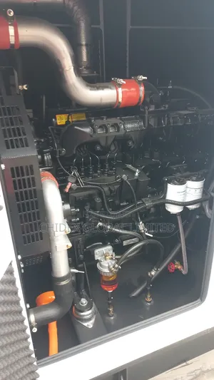 300kva Perkins Soundproof Diesel Generator 100% Copper Coil