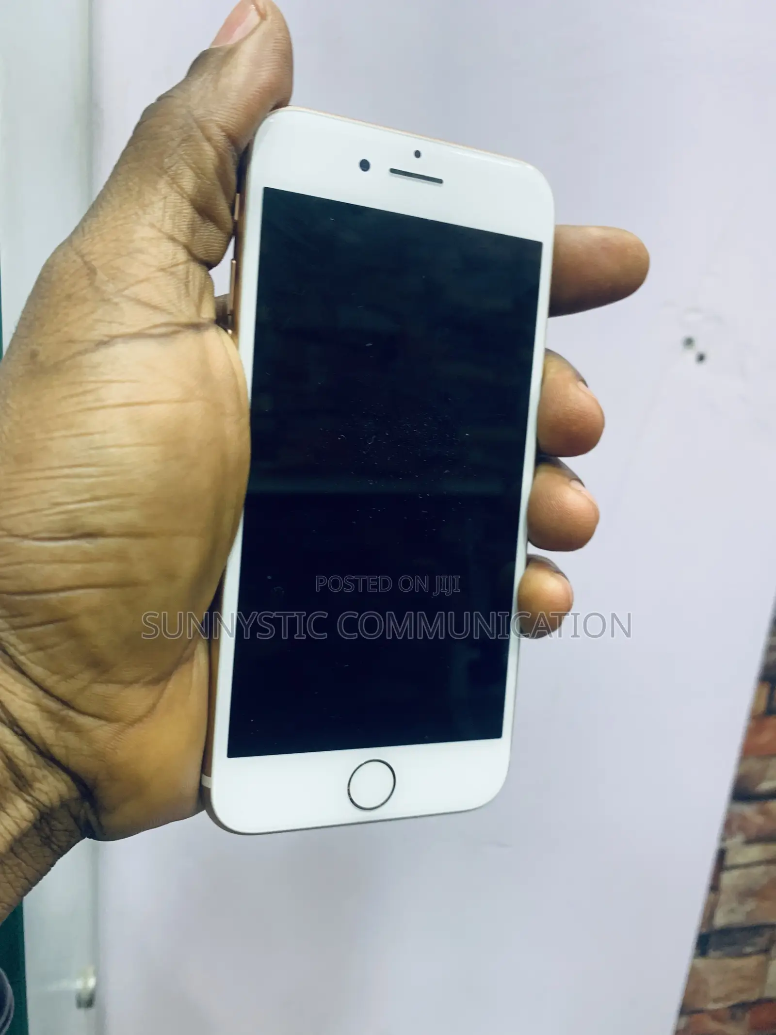 Apple iPhone 8 64 GB Gold