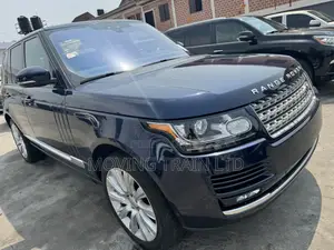 Land Rover Range Rover 3.0L Supercharged 2017 Blue