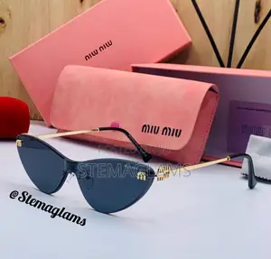 Photo - MIU MIU Fashion Sunshade