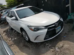 Toyota Corolla 2017 White