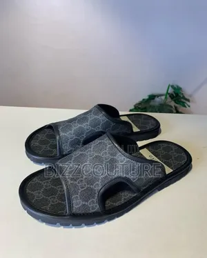 Original Gucci Leather Slippers Available in Store