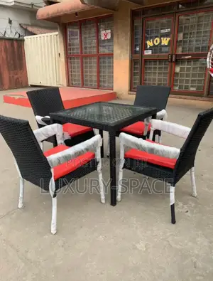 Cushioned Ratan Outdoor Set