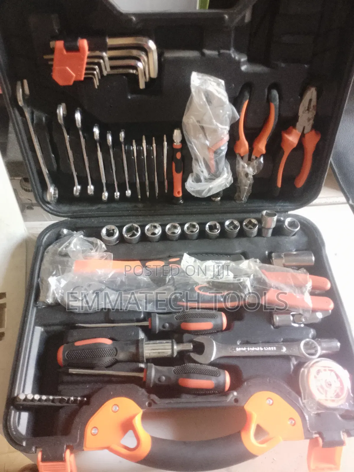 Hand Tools Set
