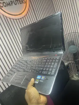 New Laptop HP 8GB Intel Core I7 HDD 500GB