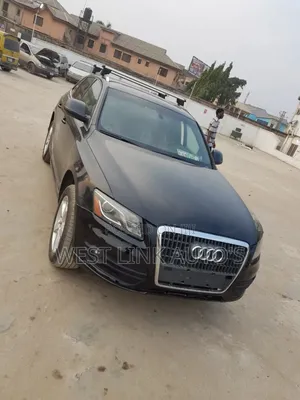 Audi Q5 2.0T Premium Quattro 2012 Black