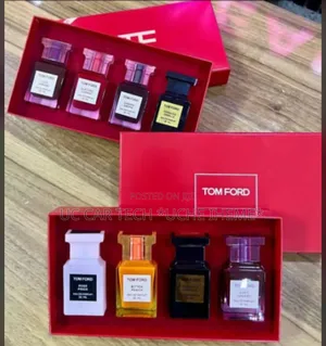 Photo - Tom Ford 4 in 1 Perfume Gift Set