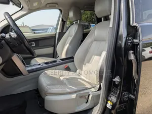 Land Rover Discovery 2015 Black
