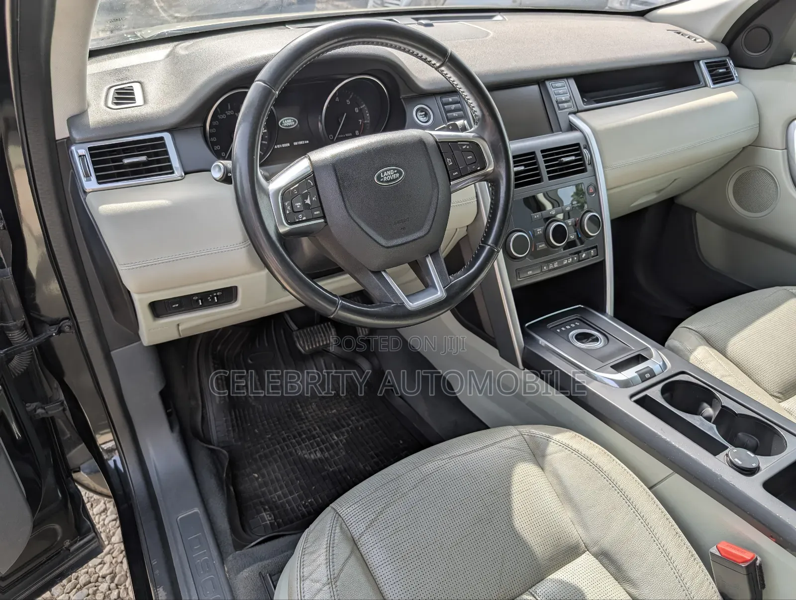 Land Rover Discovery 2015 Black